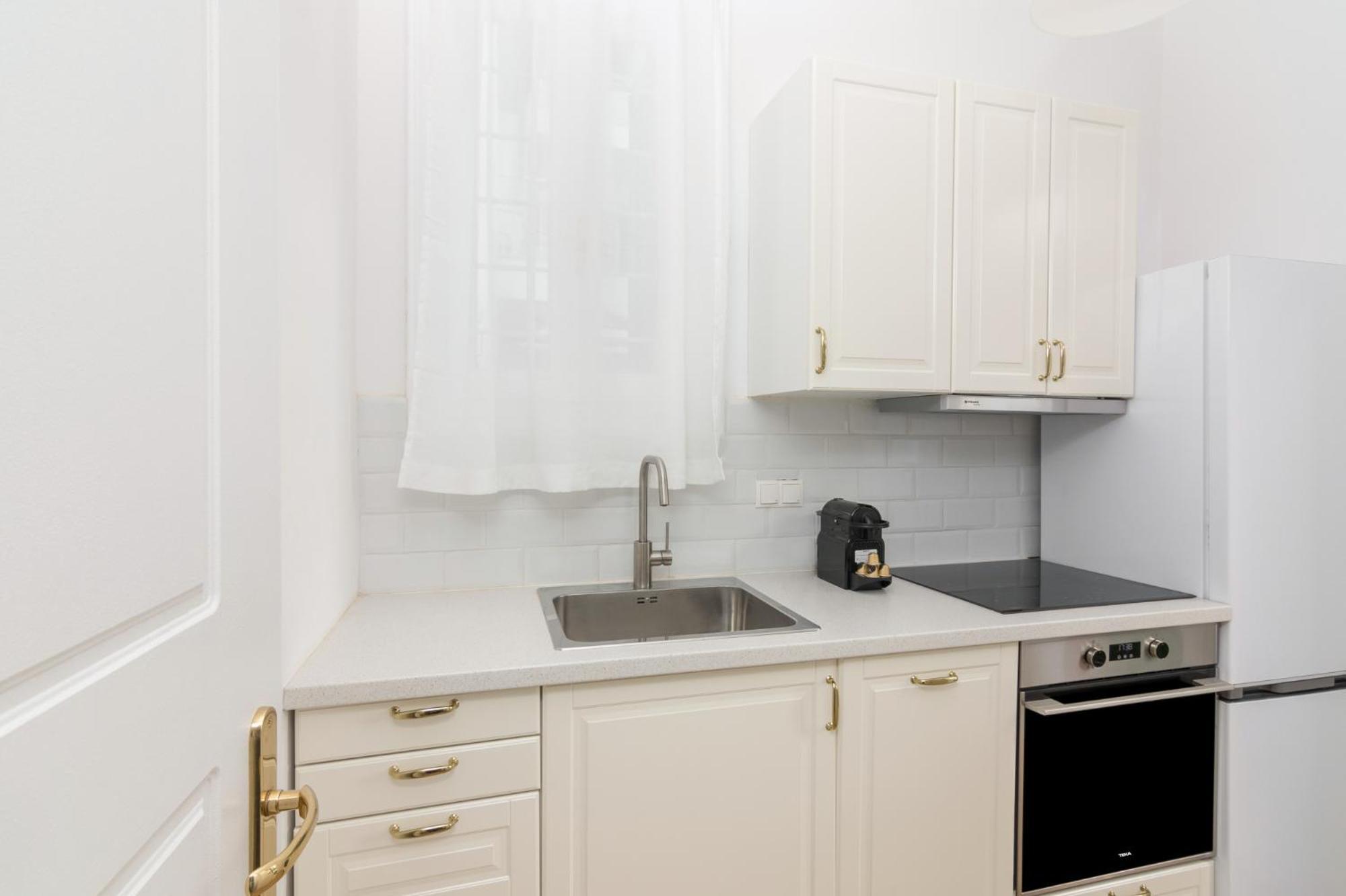 דירות אתונה Great House W/ Private Parking מראה חיצוני תמונה